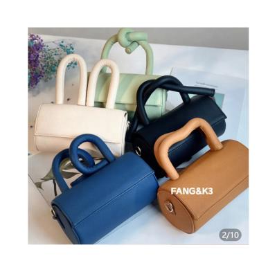 China New Fashion Design Lady And Women 2022 Luxury Custom Various Handbags For Women Luxury for sale