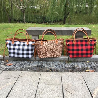 China Fashion Design Wholesale New Fashion High Quality Plaid Weekender Bag for sale