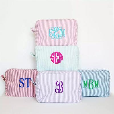 China Wholesale Fashion Monogram Cotton Seersucker Cosmetic Women Grab Makeup Bags for sale