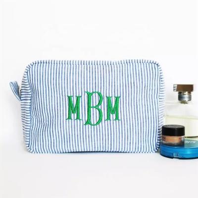 China Fashion Makeup Storage Bag Wholesale Monogrammed Cotton Seersucker Makeup Bag for sale