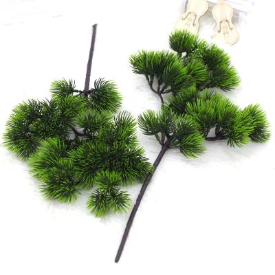 China Plastic VFL-038 2022 Hot Sale Pine Needle Christmas Tree Christmas Decoration Supplies Artificial Little Pine Christmas Tree Peedles for sale