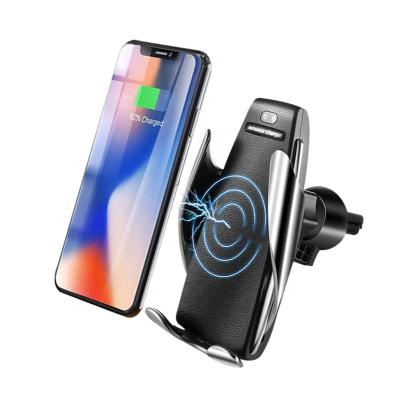 China Automatic Car Wireless Charger S5 Wireless Charger 360 Degree Rotating Clip 10W Car Charger Mount S5 Magic Fast Charging Charger for sale