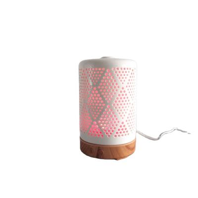 China 120ml Hotel Air Humidifier Essential Oil Diffuser for sale