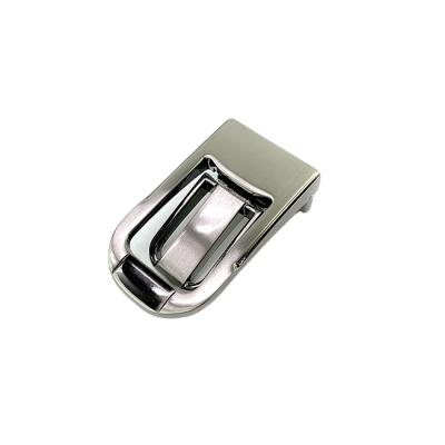 China Adjustable Belt Buckle 30mm Belt Length Plate Buckle With Black Nickel Satin On Clip Buckle for sale