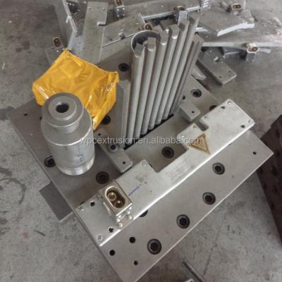 China Composite Material Wood Plastic Extrusion Molding For Wpc Hollow Non Slip Manufacturers for sale