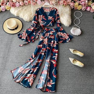 China Viable New Fashion Sexy V-Neck Top With Casual Wide Leg Printed Pants Women's Two Piece Set for sale