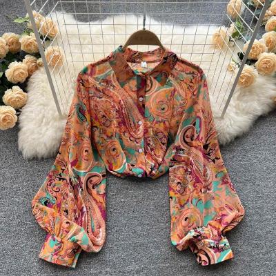 China Anti-pilling 2022 new retro loose puff sleeve shirt women spring contrast color printing for sale