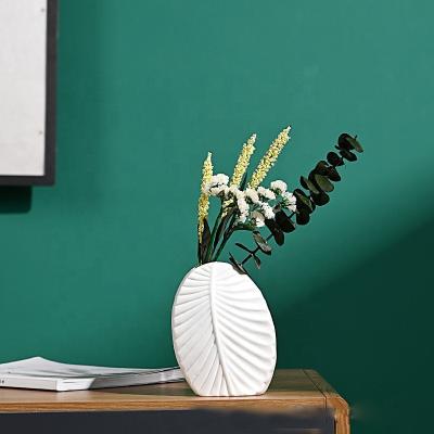 China Modern porcelain home ceramic northern European minimalist white desktop vase garden decoration desk decoration for sale