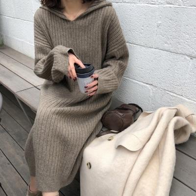 China Anti-Wrinkle Women Sweater Pullover Solid Color Knitted Thickened Long Hooded Sweater for sale