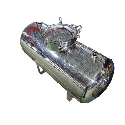 China Widely Applied Factory Wholesale Liquid Chemical Storage Tank Customized Product Stainless Vacuum Gas Liquid Storage Tank for sale