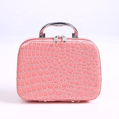 China Durable Waterproof Pink Train Travel PU Alligator Alligator Vanity Cosmetic Box, Professional Portable Makeup Case for sale