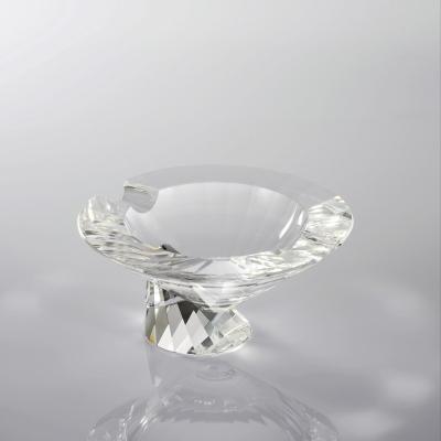 China Folk Art Wholesale Crystal Crafts Pocket Ashtray Round Shape Custom Clear Cigar Ashtray For Business Gift for sale