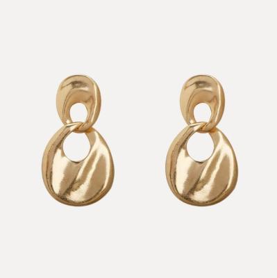 China Nickel Free 5.7x3.2cm 17g High Quality Plate 18K Fashion Hammered Gold Piece Mental Earrings Jewelry for sale