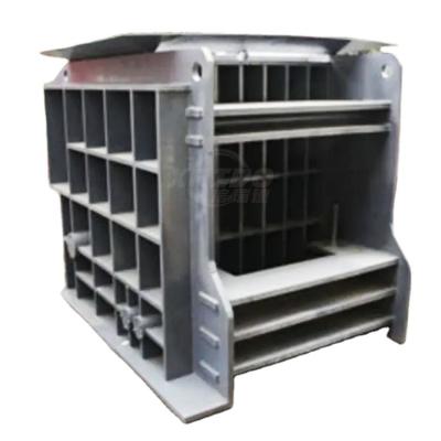 China Building Material Shops Malleable Cast Iron Ion Crusher / Preform Mold Crusher for sale