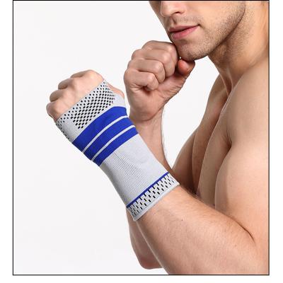 China Breathable Compression Workout Weightlifting Gloves With Wrist Support Pain Relief Products Sports for sale