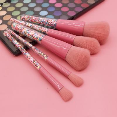 China New Eco-friendly Candy 5pcs Makeup Brushes Transparent Color Plastic Granules Handle Makeup Brush Set for sale