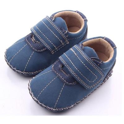 China Insulative Polish Breathable Non Slip Rubber Sole Sneakers Boy's Soft Shoes for sale