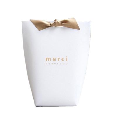 China Good Recycled Materials Selling High Quality Customizable Designed Gift Paper Bag ODM for sale