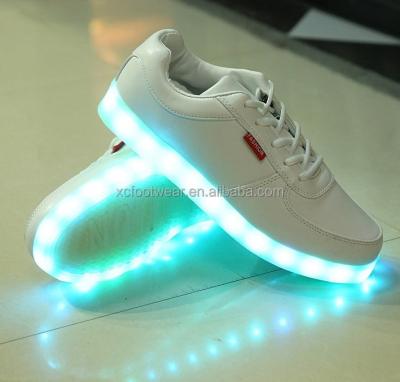 China EVA 1688 Latest Hot Lace LED Shoes 929 Unisex Sport Shoes Cheap Sports Shoes for sale