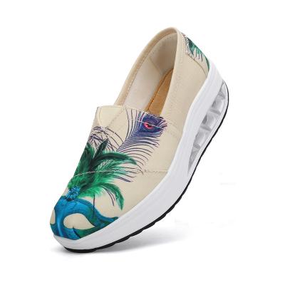 China Lightweight Porcelain Waterproof Breathable Shake Canvas Shoes for sale