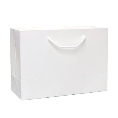 China Recyclable Manufacturer Paper Bag Custom Paper Bags With Your Own Logo White Card Cosmetics Paper Hand for sale