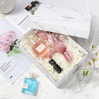 China High Grade Recyclable Fashion Design Beautiful Recycled Cardboard Packaging Gift Box Marble Packaging With Paper Bag for sale