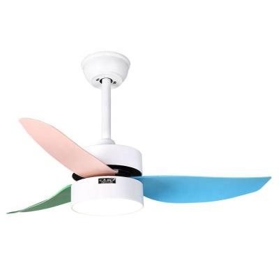 China 2021 new design modern smart kid decorative cooling remote control led ceiling fan with light Te koop