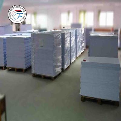 China Office Woodfree 80 Gsm Paper Offset Paper Roll Moisture Proof for sale