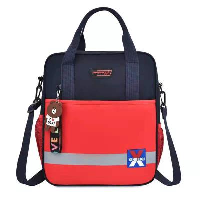 China New Waterproof Customizable Portable Children's Schoolbag Fashion Multi Handbag Single Canvas Schoolbag for sale