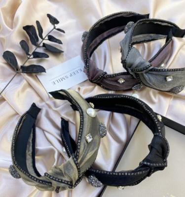 China Simple luxury accessories for women crystal rhinestone knot fabric headbands for sale