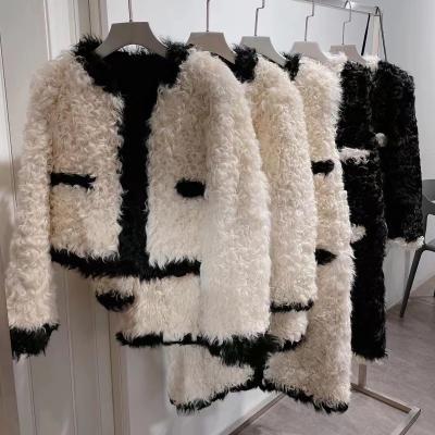 China 2021 New Design Short Women Coat Jacket Anti-wrinkle Real Fur Fashion Ladies Lamb Fur Jacket for sale