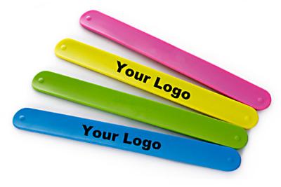 China Fashion Design Silicone Slap Bracelets , Slap Wrist Bracelet Easy To Clean for sale