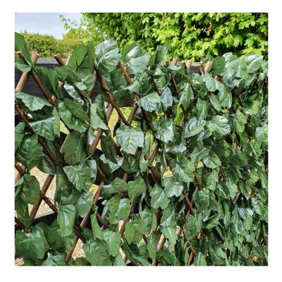 China Art Decor Willow Panels Plastic Expanding Lattice Sheet Privacy Screen Fence For Garden Decor for sale