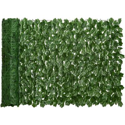 China Eco-friendly Plant Supply Artificial Green Hedge Fence Privacy Screen For Garden Decoration for sale