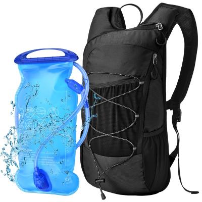 China Waterproof Latest design of Black Hydration Backpack with 2L Water Bladder for Outdoor Sports for sale