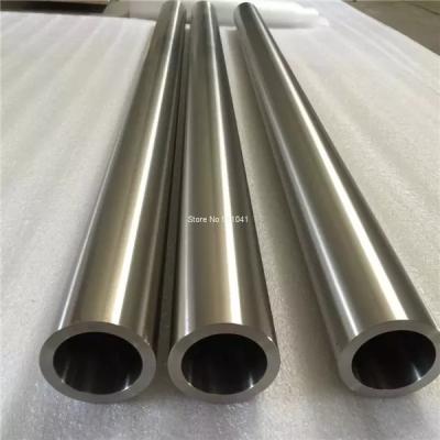 China Customizable Zirconium Pipes and Tubes Tensile Strength 379 MPa Melting Point 1852.C for sale