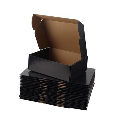 China Kraft Paper Boxes Luxury Square Matte Black Shipping Mailer Boxes For Shoes Clothing à venda