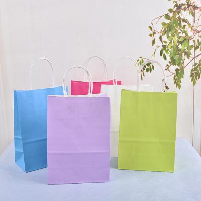 China Toowin 150G Kraft Paper Bag With Handles for Jewelry and Xmas Gift Packing Materials for sale