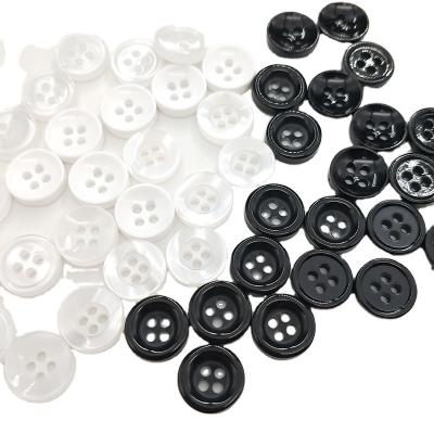 China Hot Saling Spot Shirt Button Pearlescent Resin Buttons For Clothes Black White 4-Holes Clothing Buttons for sale