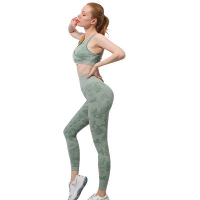 China Camouflage Pattern Breathable Yoga Suit Sport Wear Two Piece Active Wear Yoga Set Women Seamless for sale