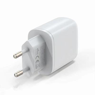 China Mass Production Mobile Phone Travel Charger 18W 20W Palladium Charger Adapter USB Wall Charger for sale