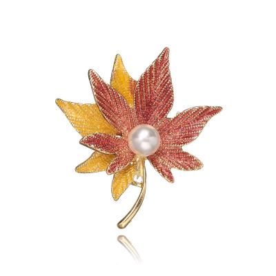 China Korean Cloth Decoration Party Wedding The New Ladies Fashion Oil Drip Maple Leaf Shape Brooch Temperament Suit Scarf Alloy Jewelry Pins for sale