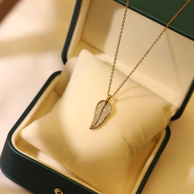 China Cute Cute Leaves Necklaces For Women Chains Box Chain Stainless Steel Gold Plated Jewelry Oval Cut Diamond Fashion Jewelry Necklaces for sale