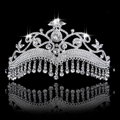 China Zincon Alloy Fashion Rhinestone Tiaras Head Ornaments Crowns Tiaras Crowns Earrings Bridal Party Silver Hair Accessories Set For Wedding for sale