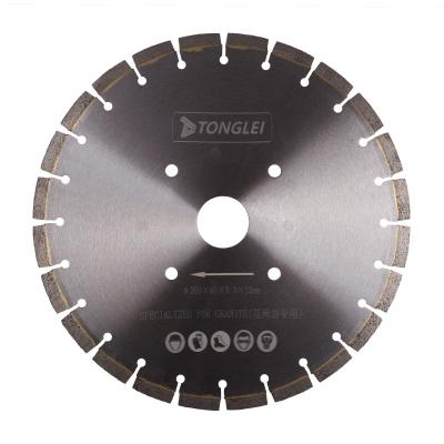 China 350mm Durable Sharp Stone Cutting Disc Diamond Tools Silent Stone Cutting Concave Saw Blades Granite Marble Segment Segment for sale