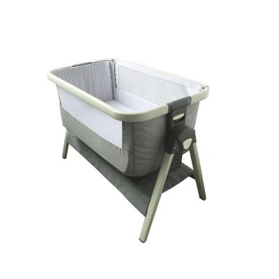 China Cobabies Factory Sale Good Quality Contemporary Custom Modern Luxury Bedside Baby Hutch Portable Baby Crib for sale