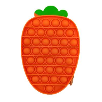 China Schools & Offices Carrot Silicone Pencil Storage Case Kids Stationery Automatic Pencil Case for sale