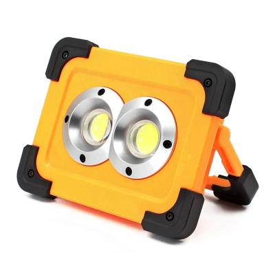 Chine Cheap Price Super Bright 180 Degree Rotating Bracket With Magnet Solar USB Rechargeable COB Led Work Light à vendre