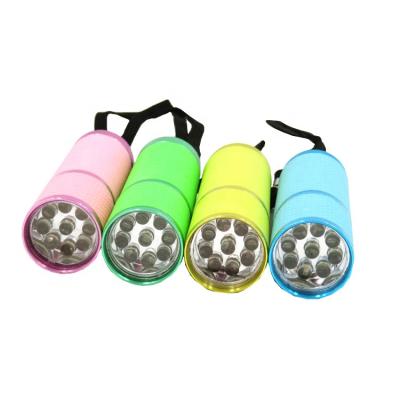 China Aluminum Japan Emergency Customized Logo Mini Light Work Torch Light Kids Medical Led Flashlight à venda