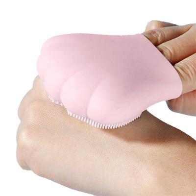 China Hot Sale Environmental Protection Silicone Cleansing Sweep Facial Massager Brush Facial Wash Exfoliating Sweep Cleansing Pad Spa Reduce Body Oil for sale